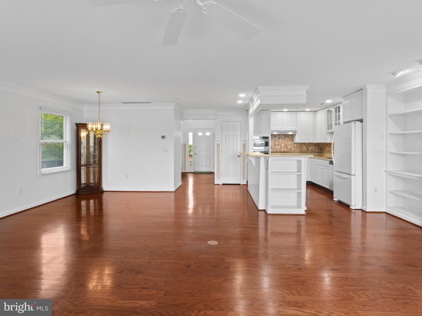 1010 Auckland Way Property Photo 16