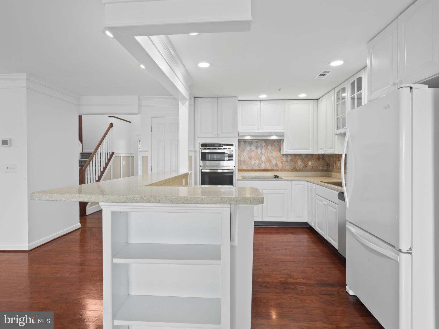 1010 Auckland Way Property Photo 18
