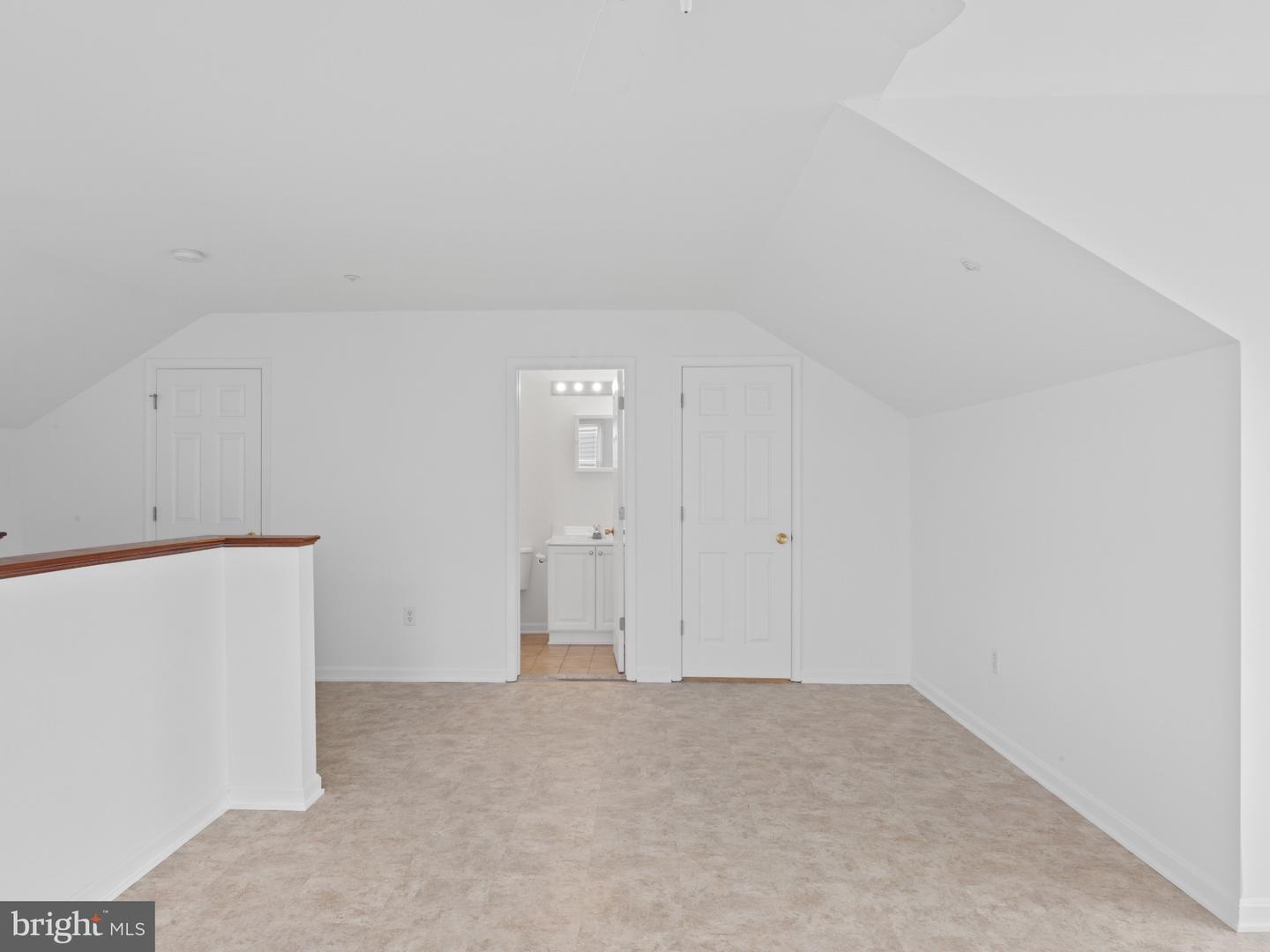 1010 Auckland Way Property Photo 40