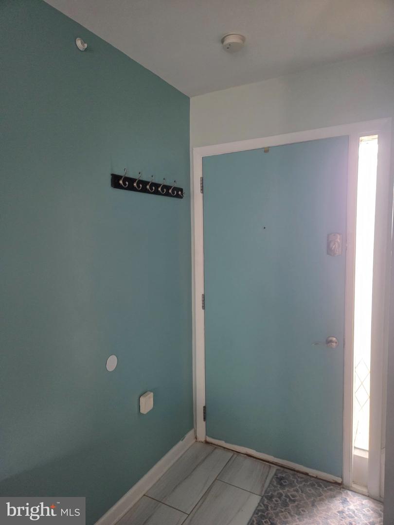 15 Mariners Way #a-1 Property Photo 2