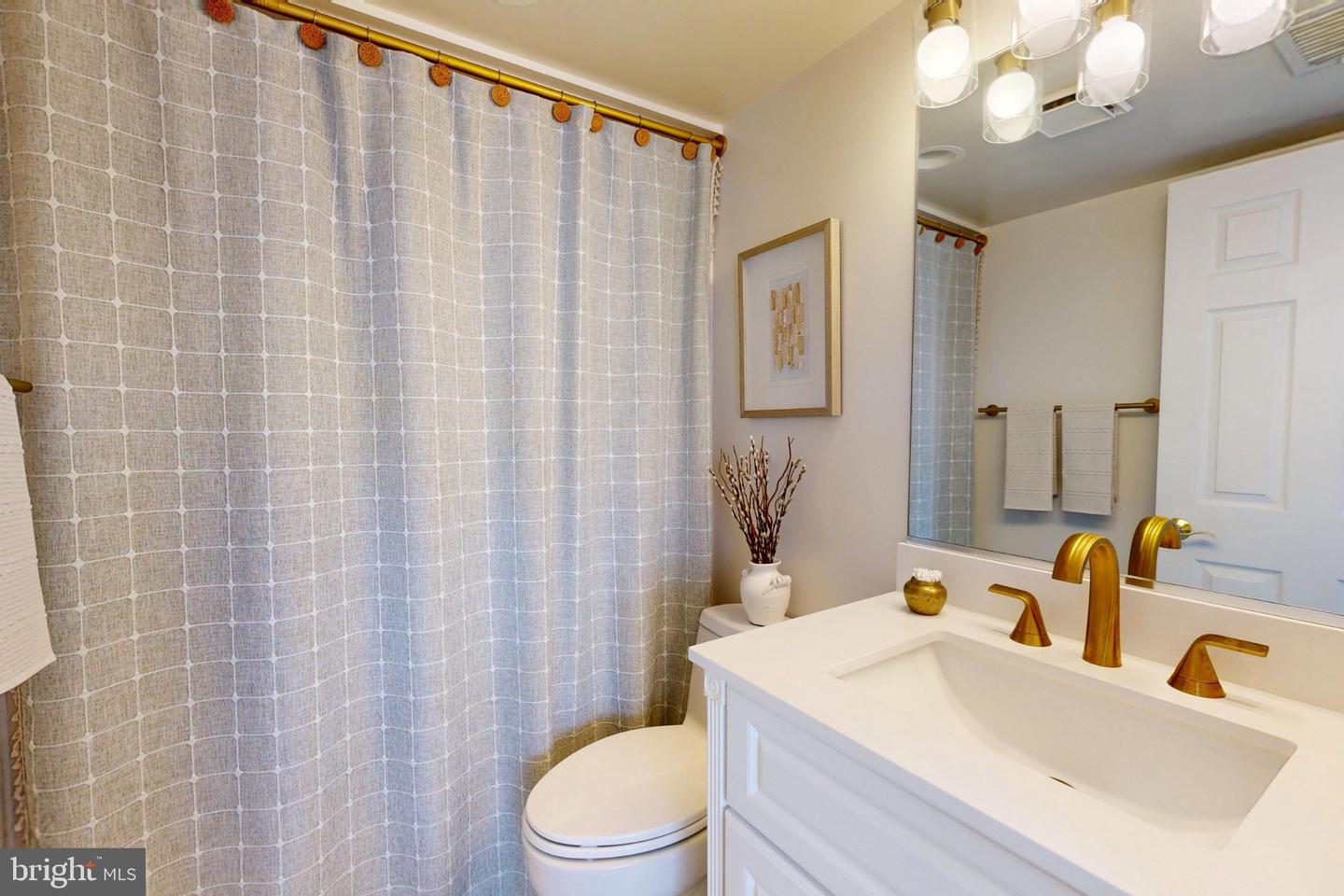15-e Queen Anne Way #e Property Photo 28