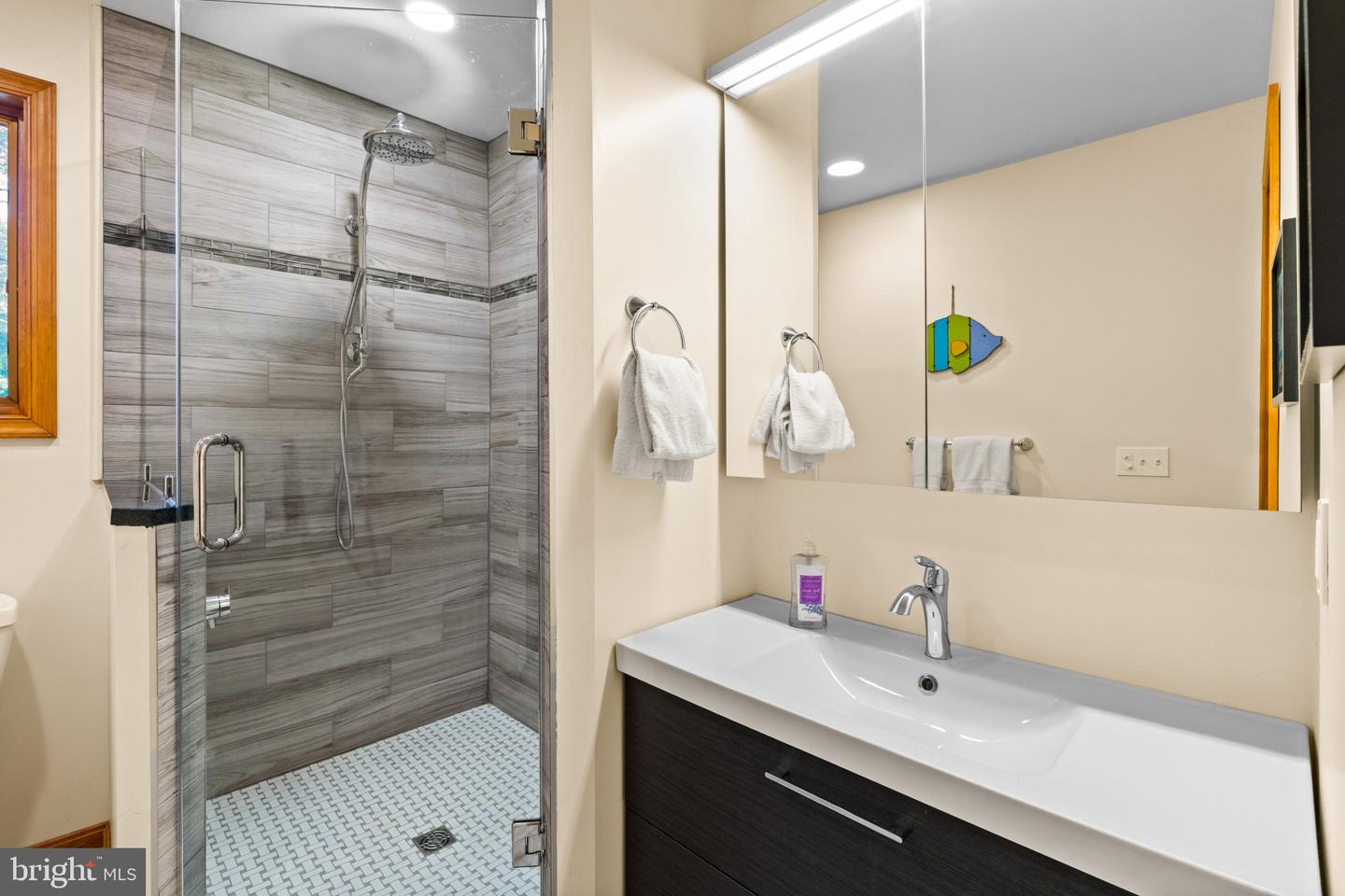 101 Chesapeake Bay Dr Property Photo 15