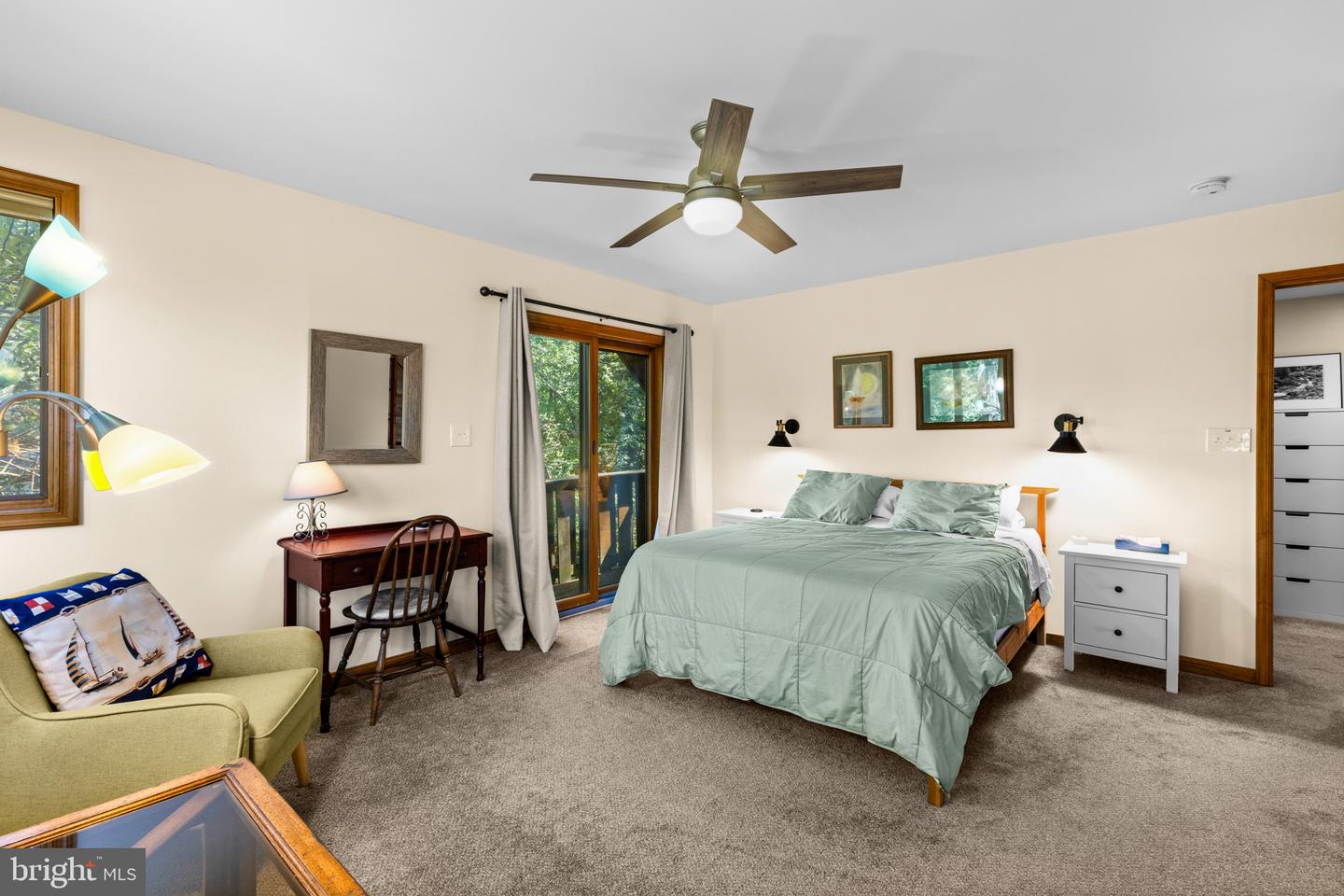 101 Chesapeake Bay Dr Property Photo 17