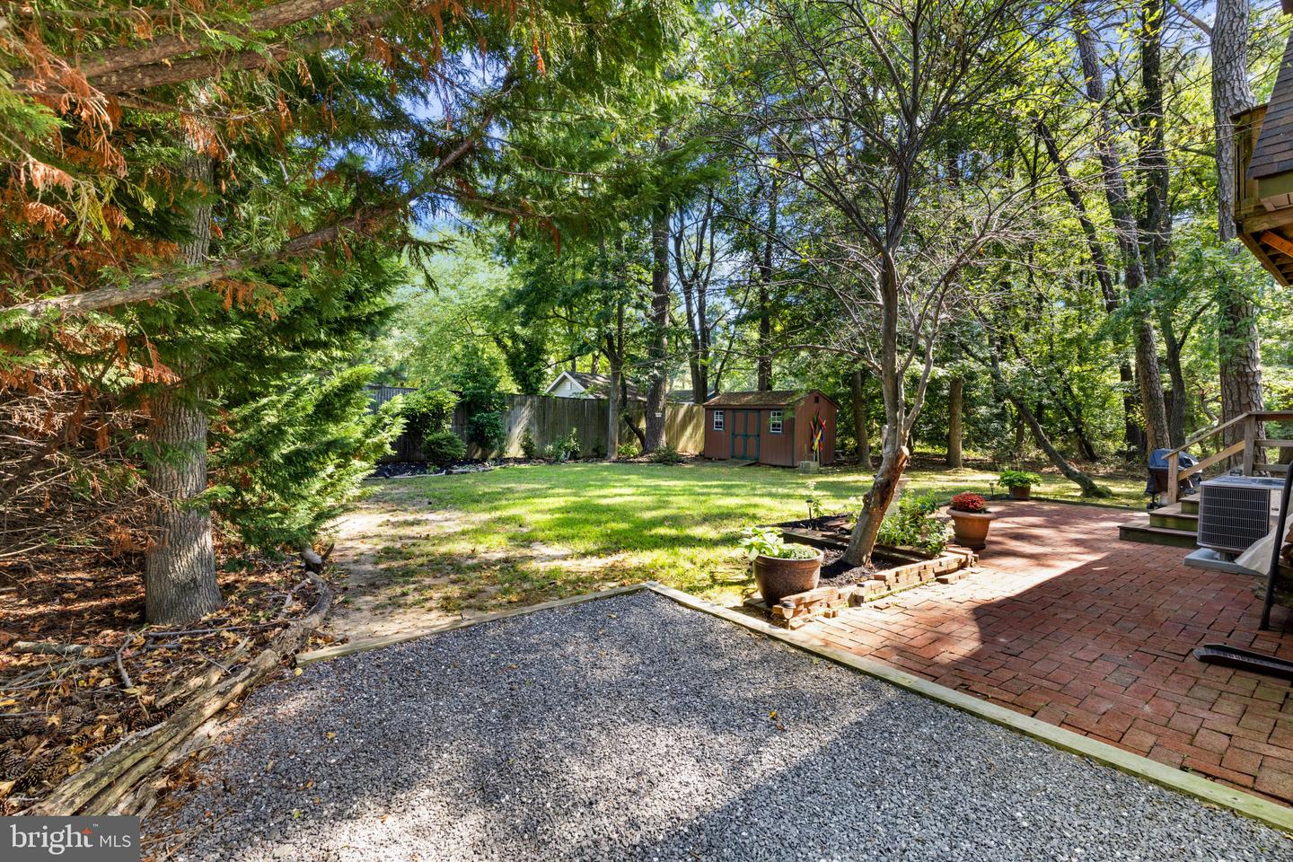 101 Chesapeake Bay Dr Property Photo 18