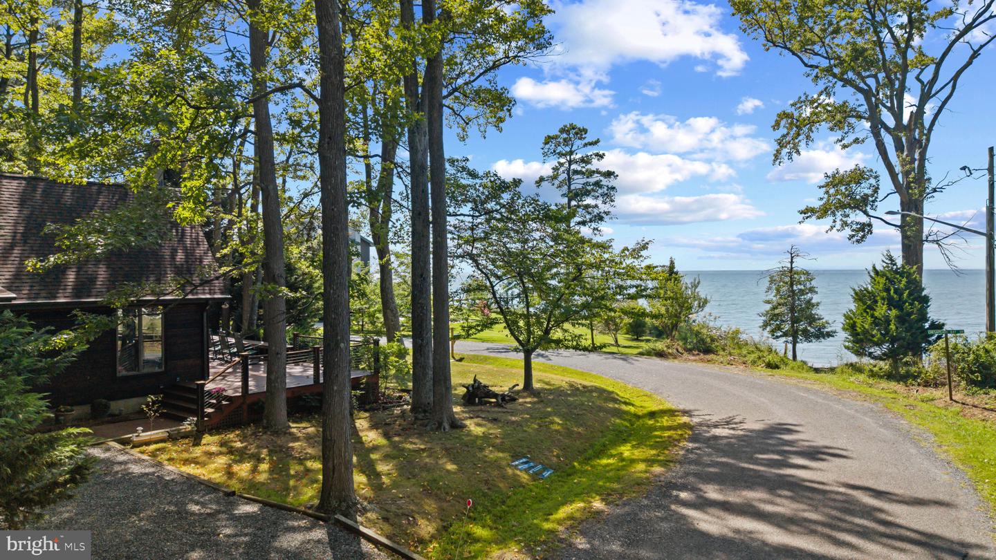 101 Chesapeake Bay Dr Property Photo 20
