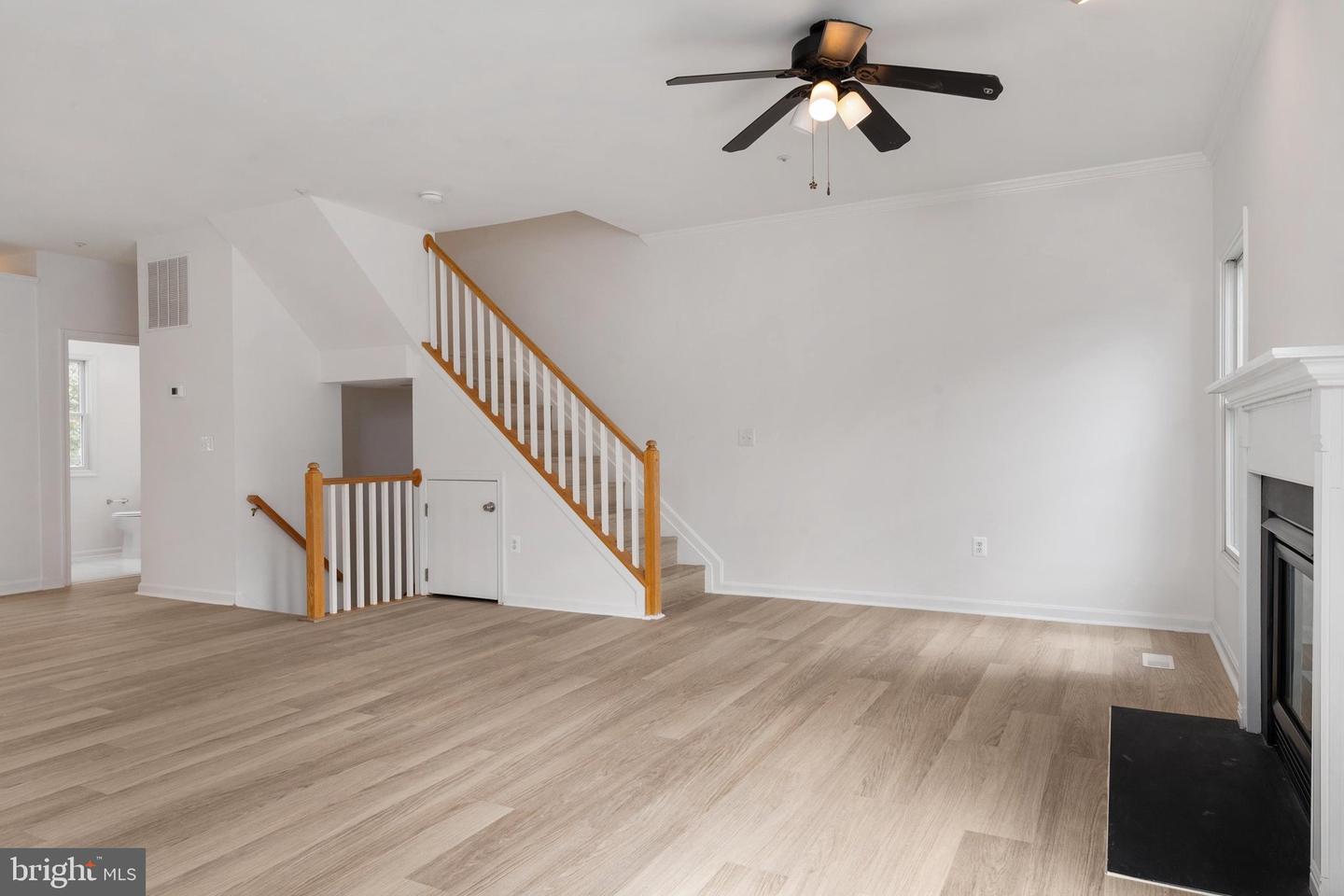 512 Auckland Way Property Photo 10