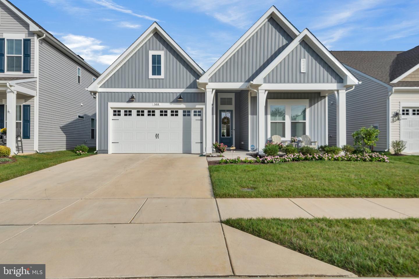 168 Redstart Dr Property Photo 1