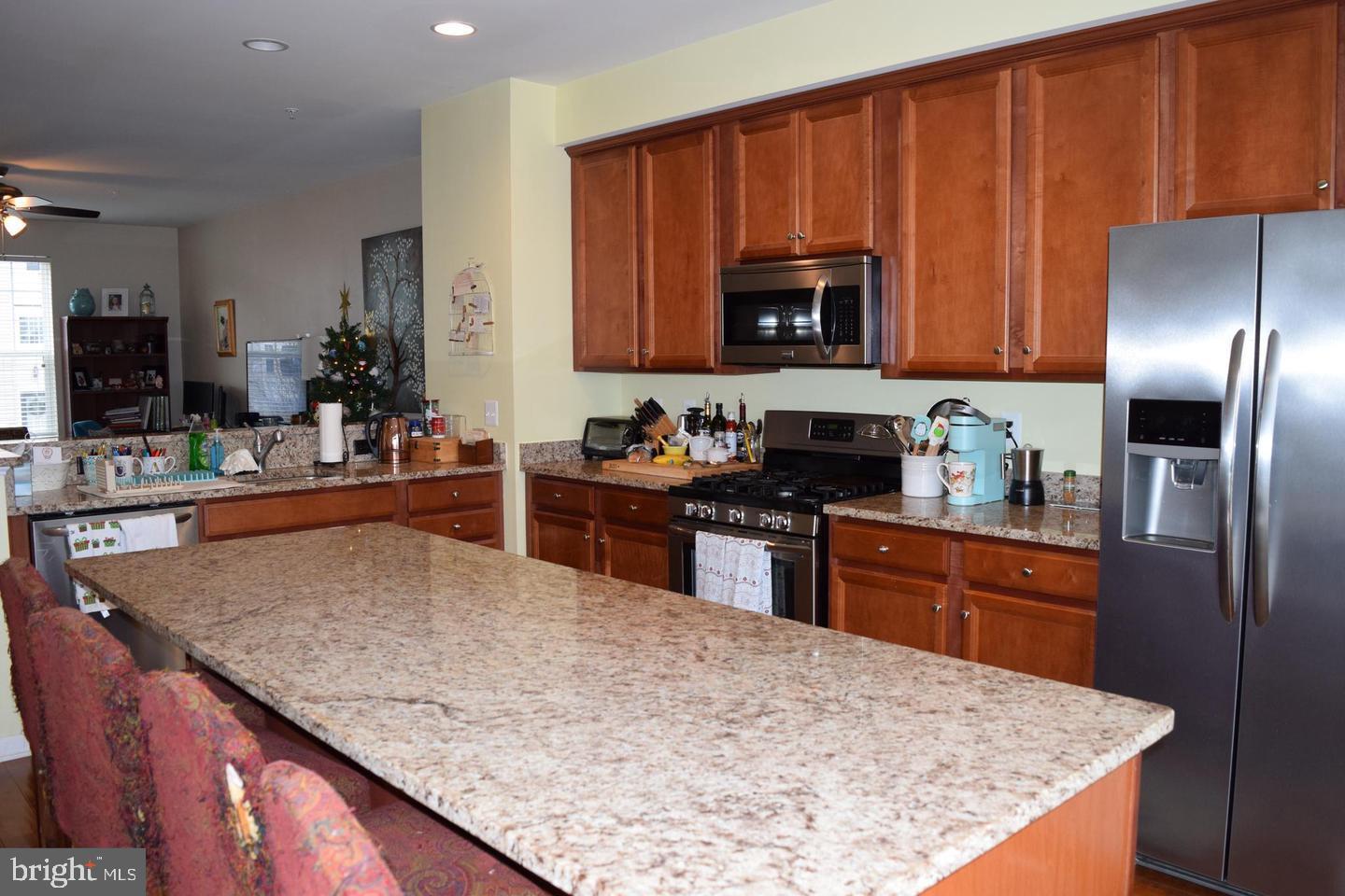 43748 Winterberry Way Property Photo 7