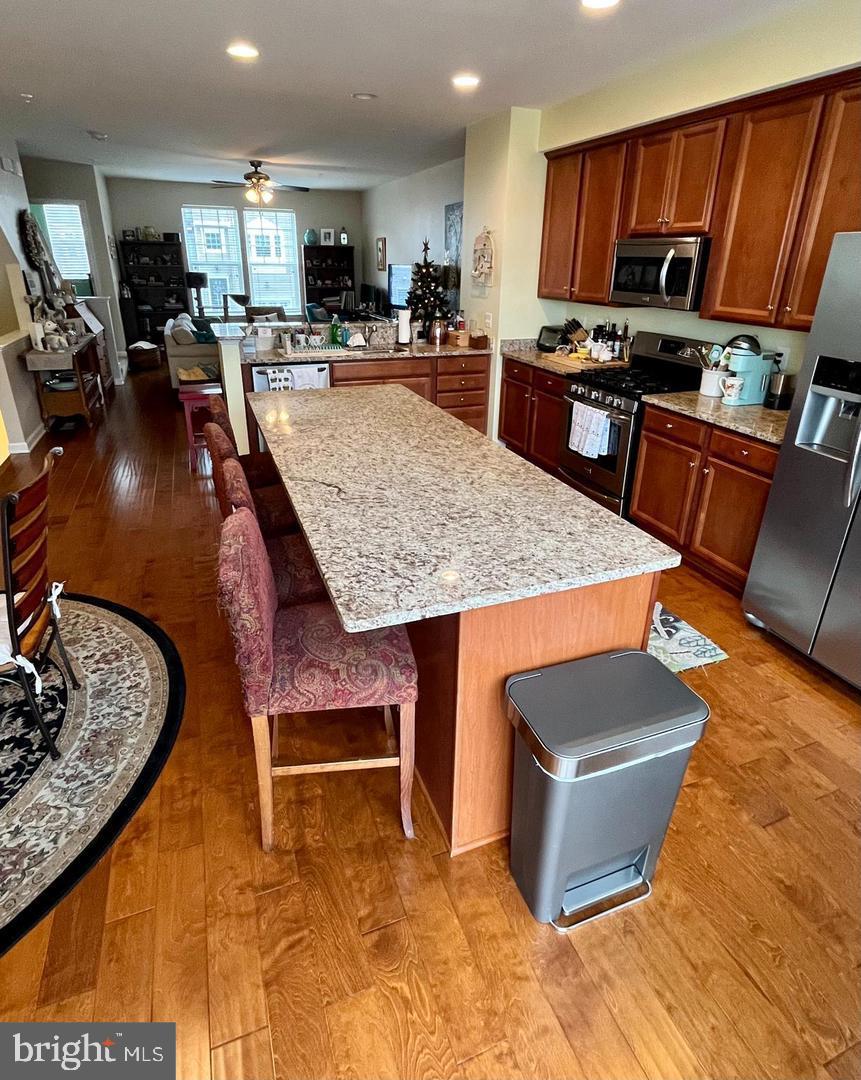 43748 Winterberry Way Property Photo 10