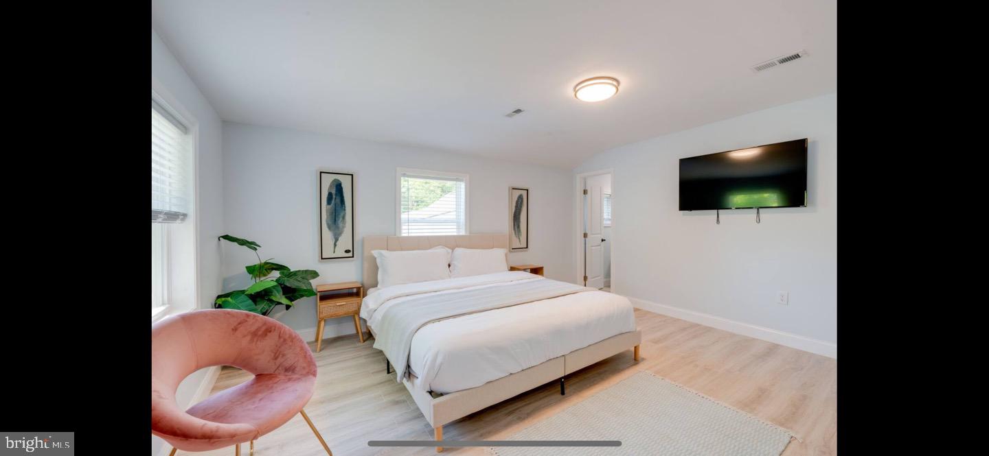 23794 Property Photo 3