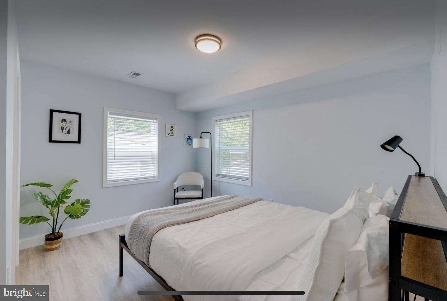23794 Property Photo 20