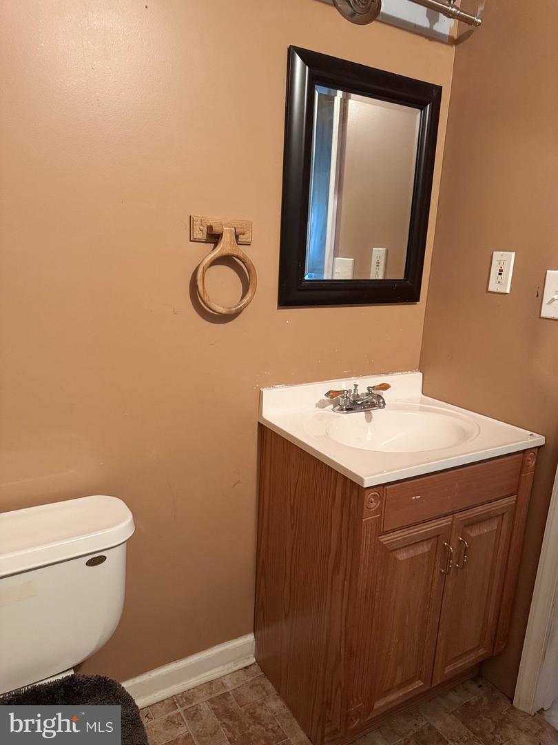 29544 Arlington Ct Property Photo 3