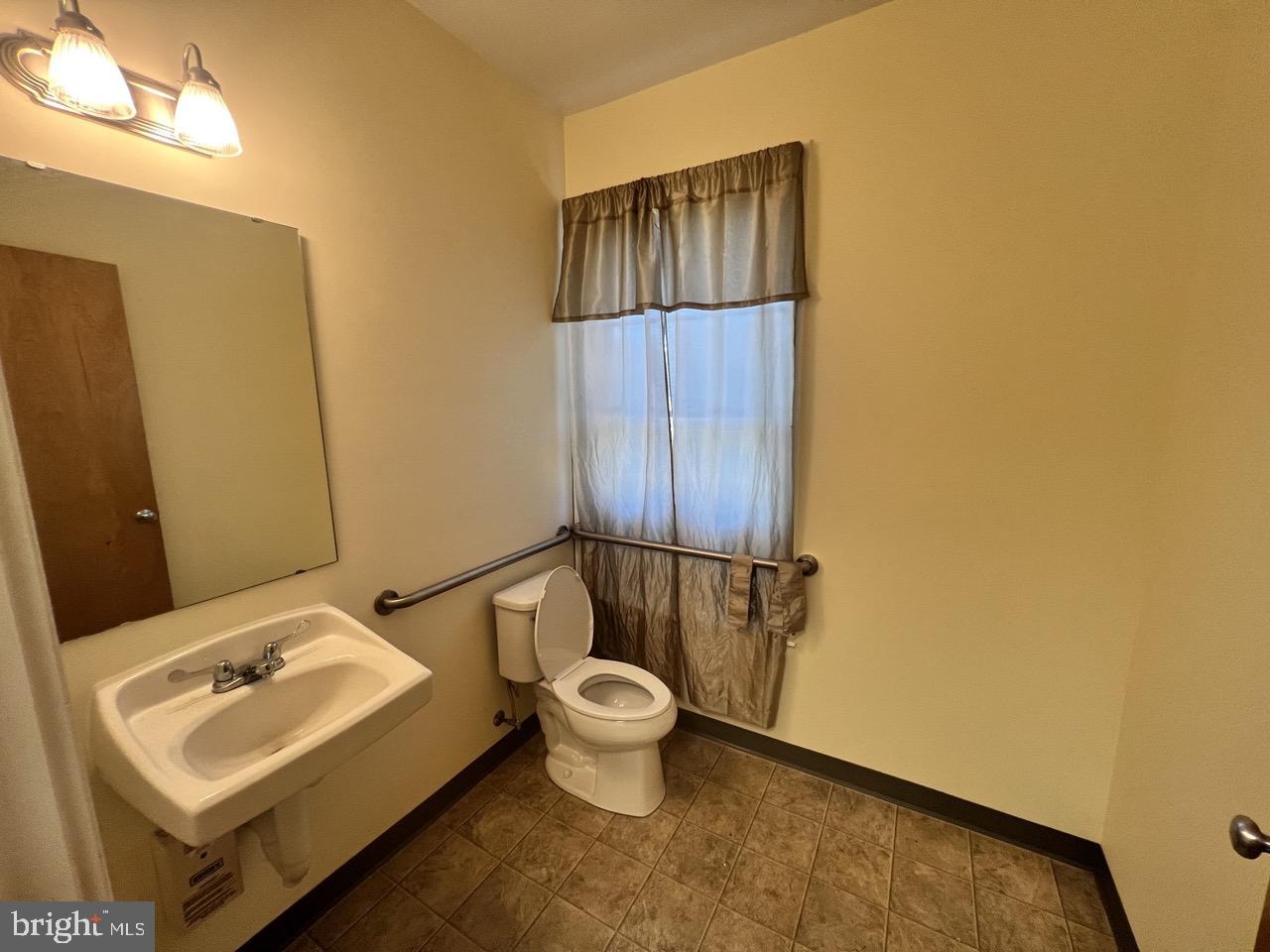23680 Three Notch Rd #102 Property Photo 10