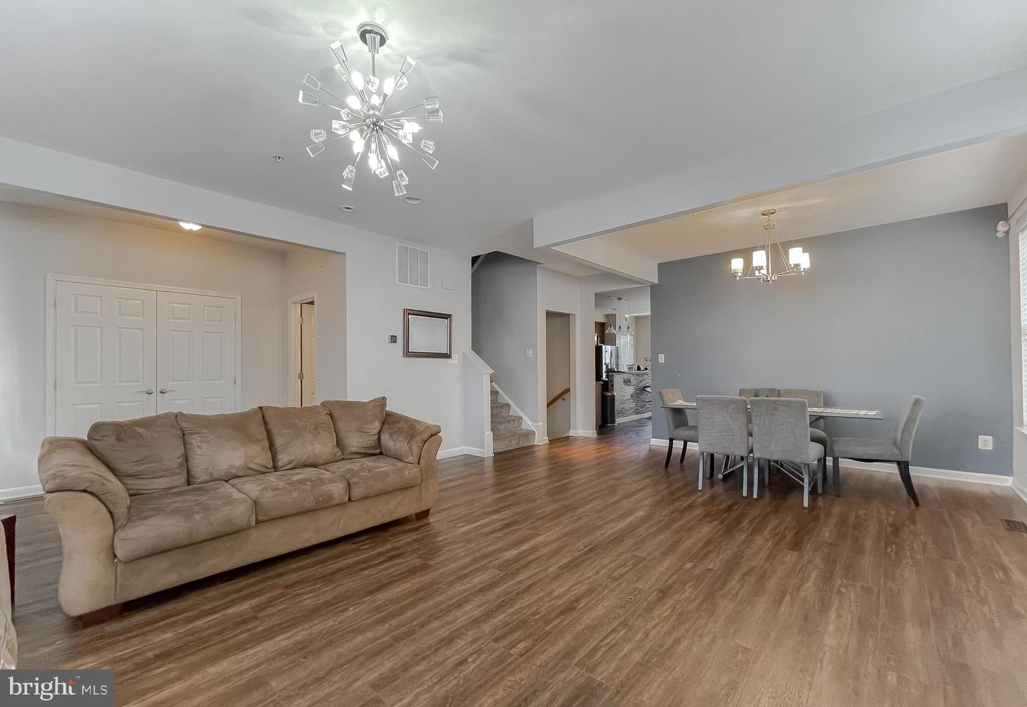 23117 Jasmine Way Property Photo 5
