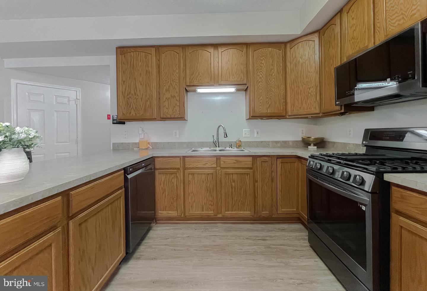 21509 Willis Wharf Ct Property Photo 13