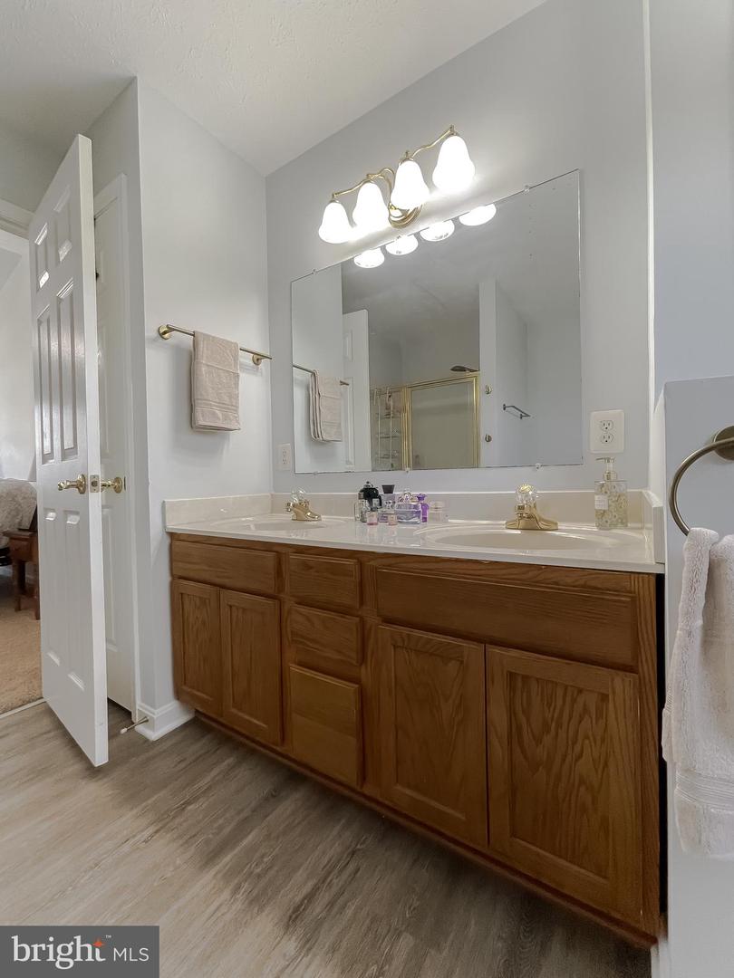 21509 Willis Wharf Ct Property Photo 34