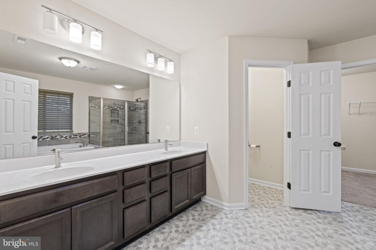 23348 Lindsay Dr Property Photo 15