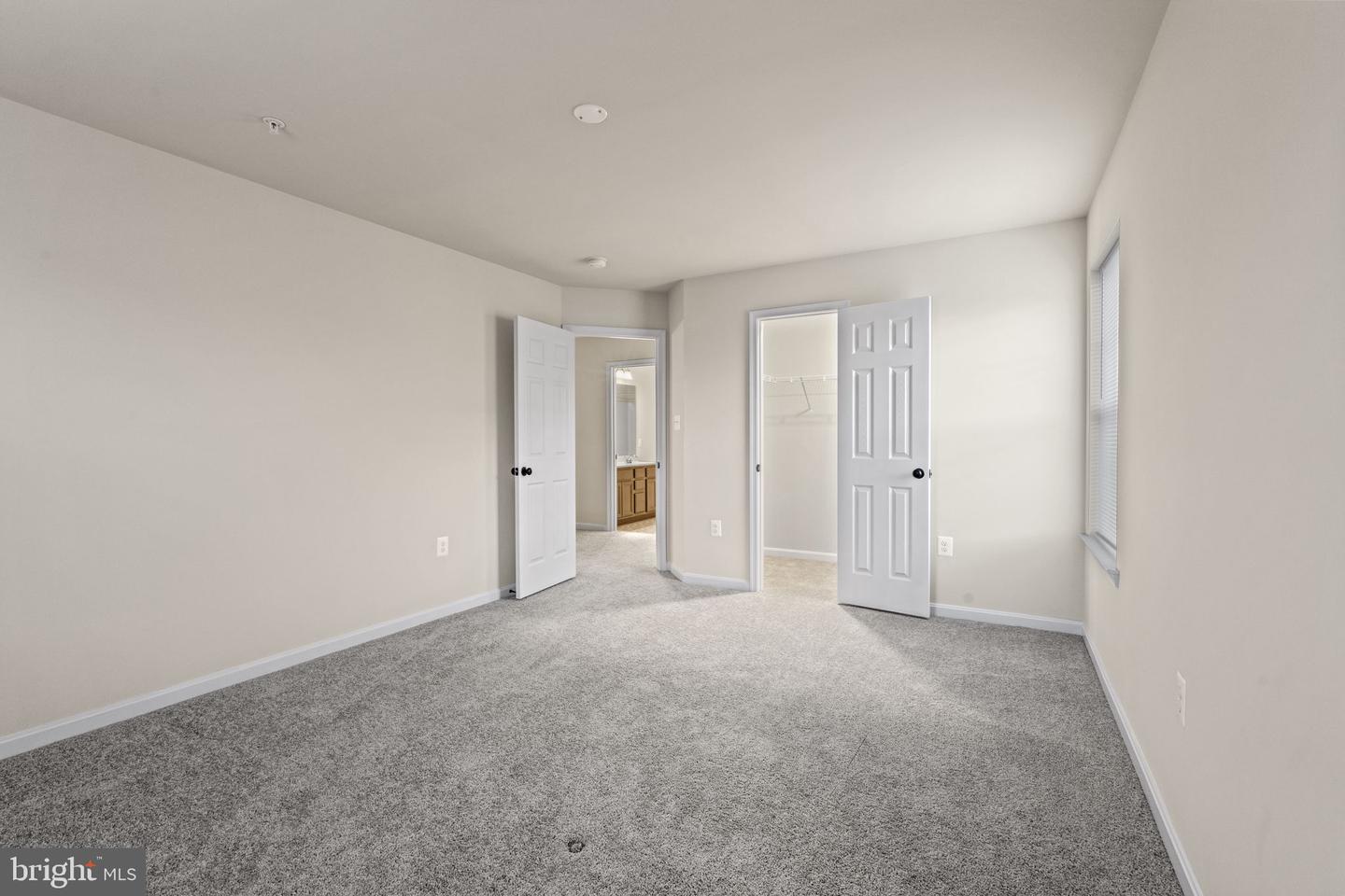 23348 Lindsay Dr Property Photo 22