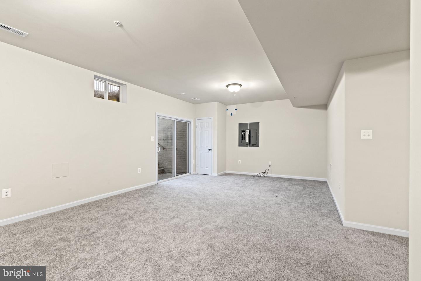 23348 Lindsay Dr Property Photo 27