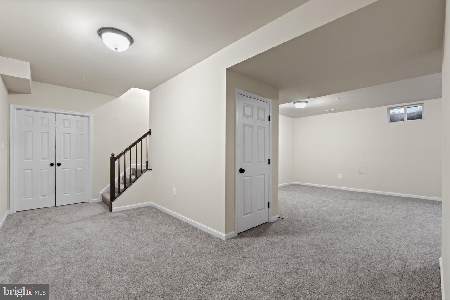 23348 Lindsay Dr Property Photo 28