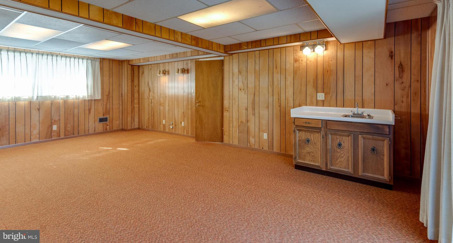 22362 Armstrong Dr Property Photo 23