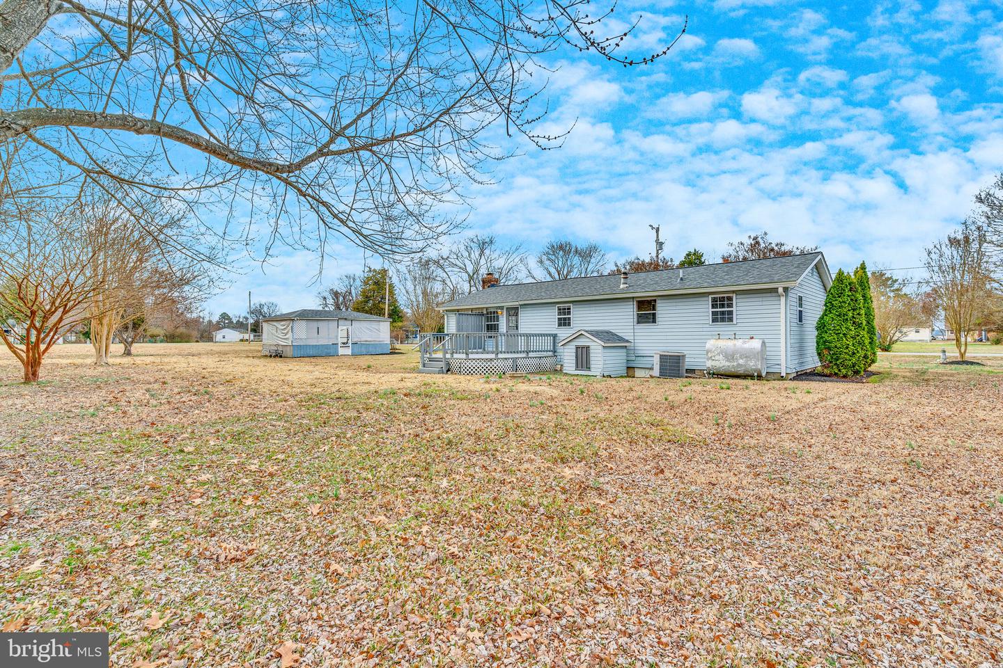 24338 Longview Rd Property Photo 4
