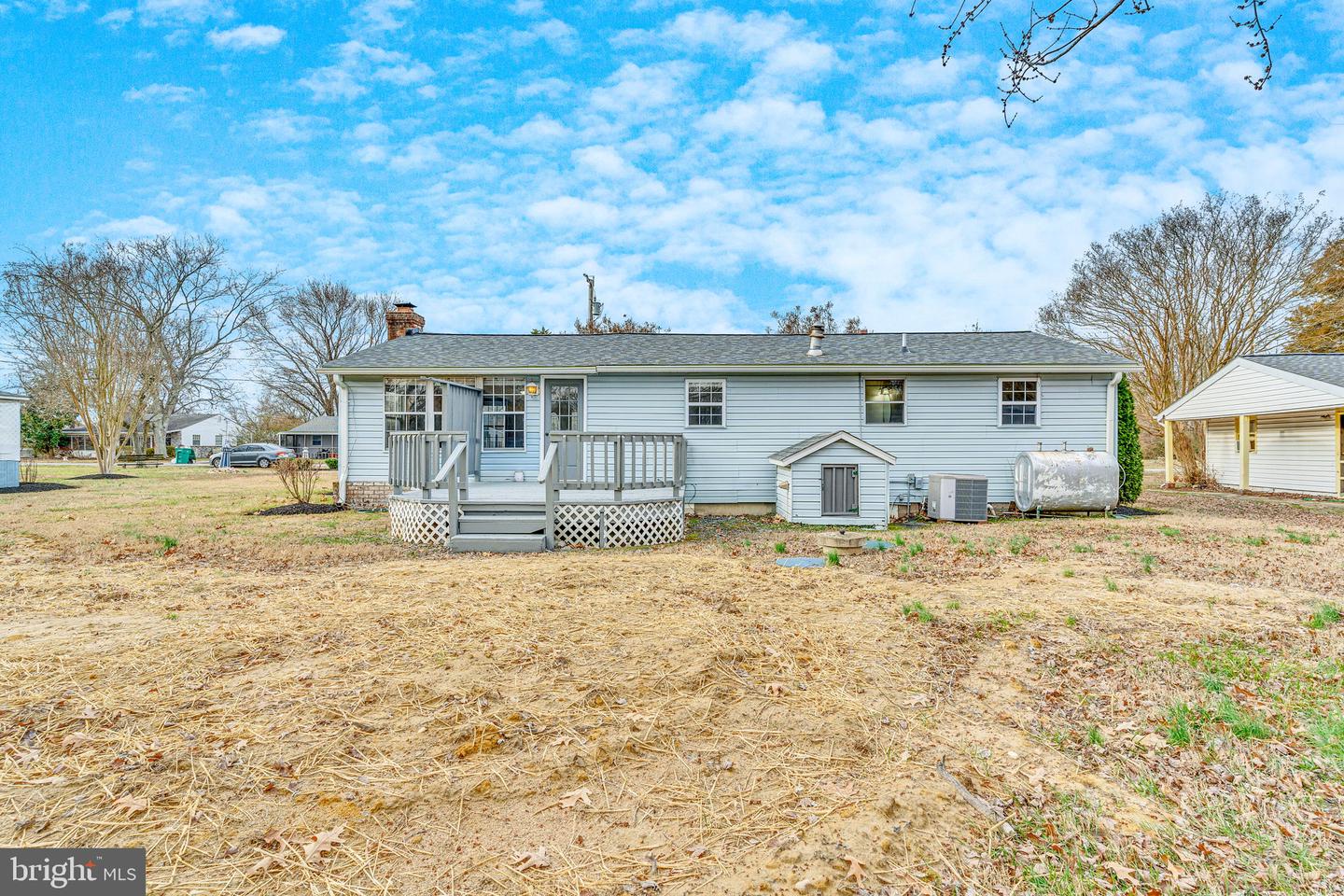 24338 Longview Rd Property Photo 5