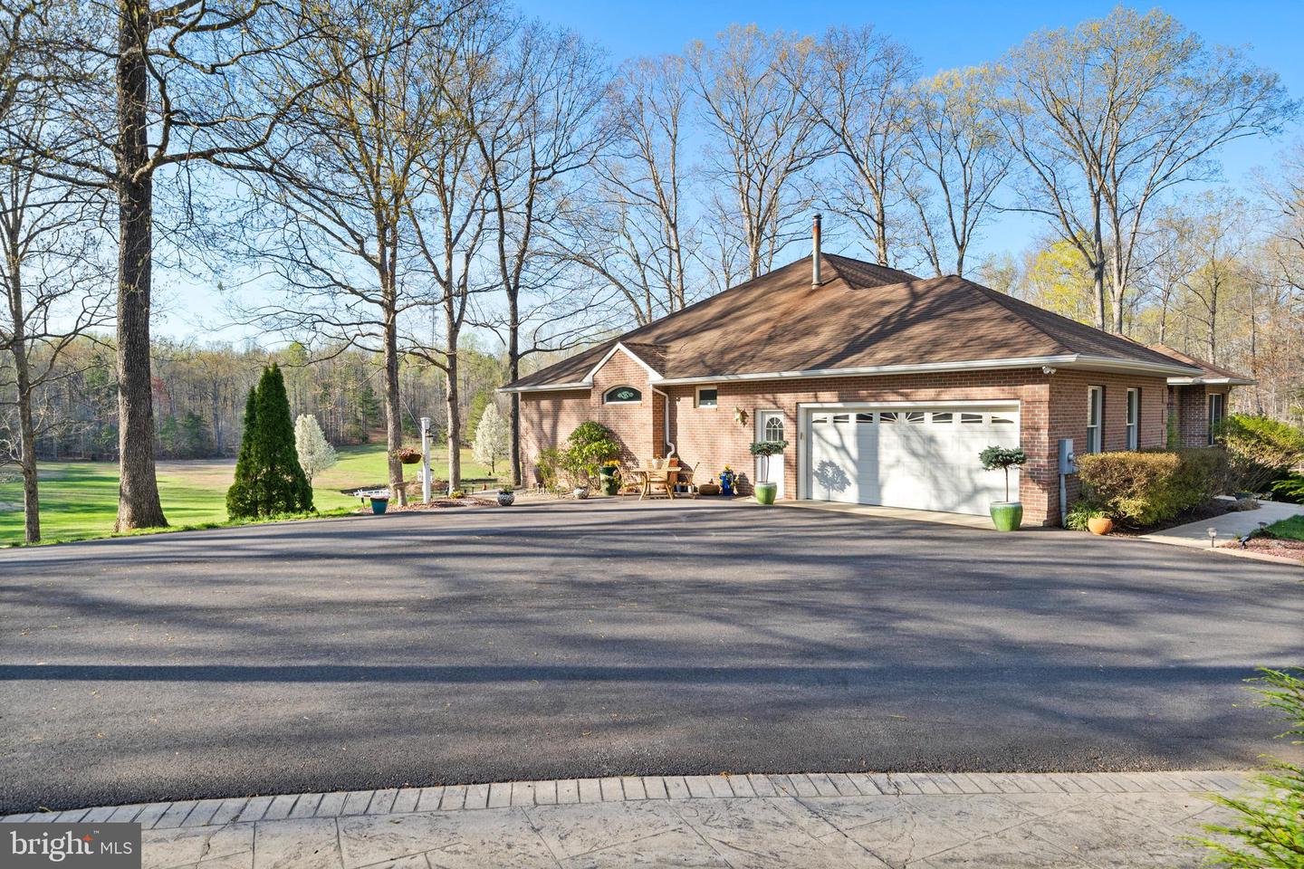 41998 Pleasant Valley Ct Property Photo 13