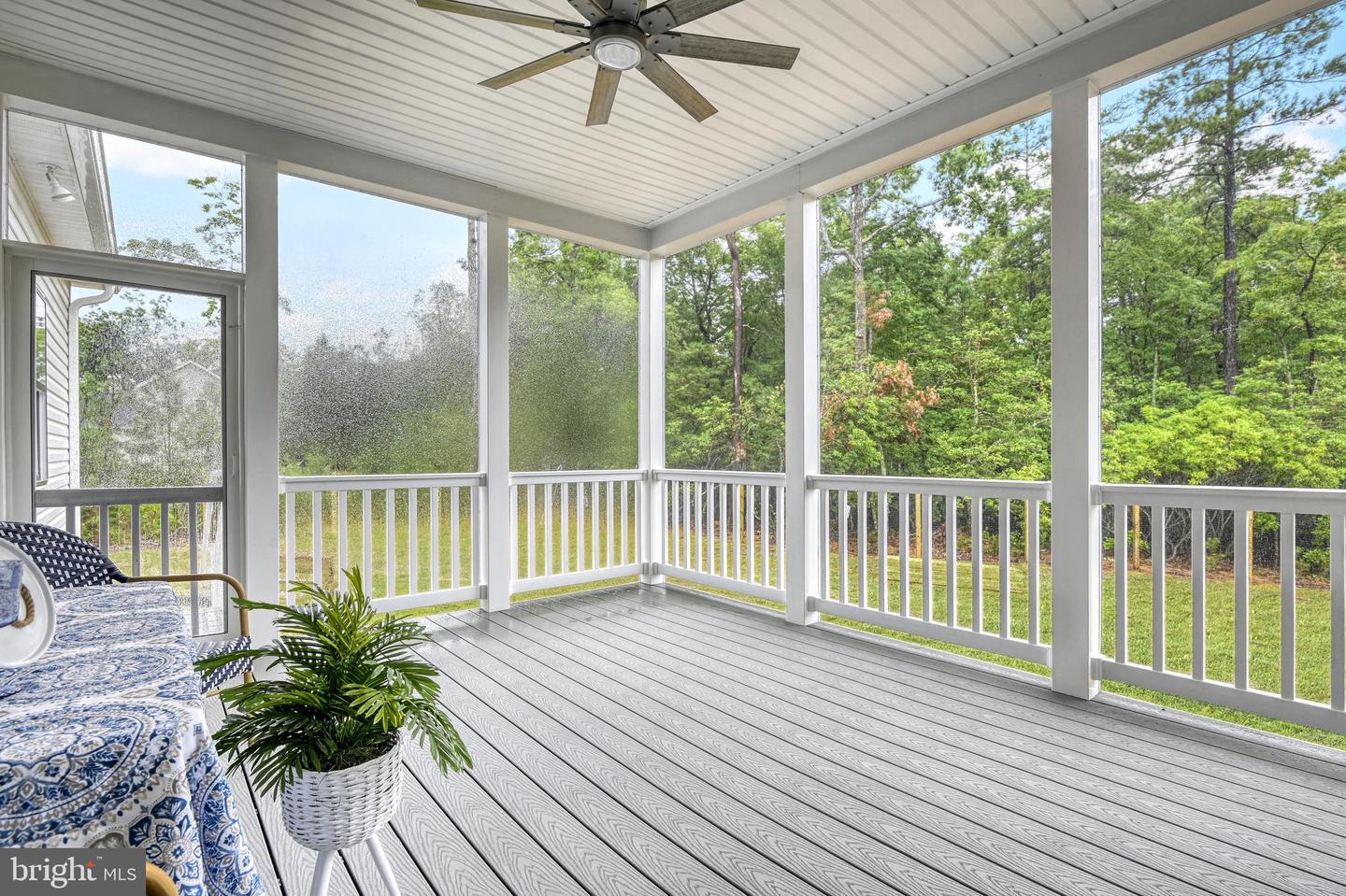 19103 Windsor Property Photo 6