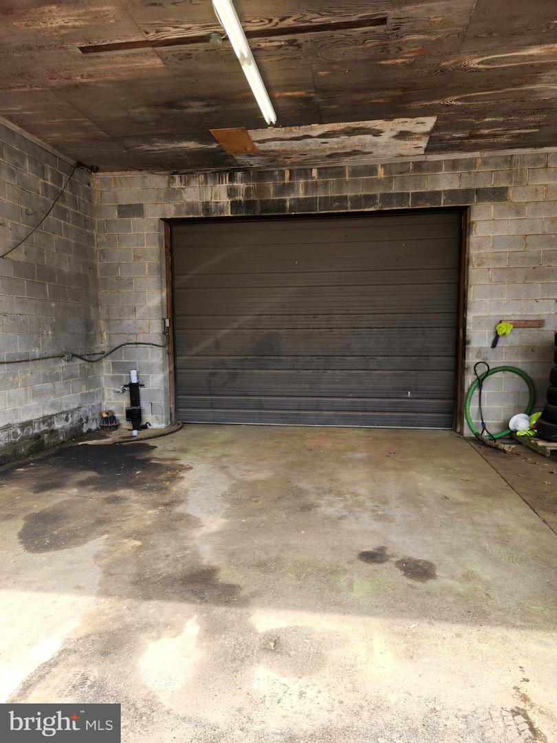 27935 Three Notch Rd Property Photo 5