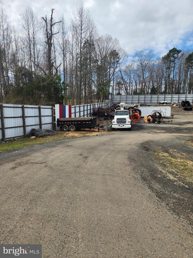 27935 Three Notch Rd Property Photo 8