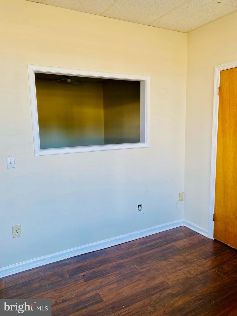 21614 Great Mills Rd #102a Property Photo 2
