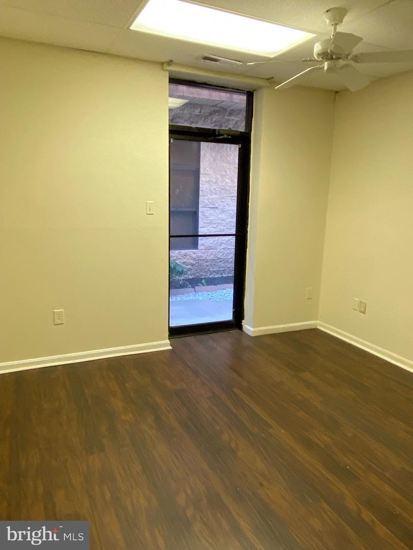 21614 Great Mills Rd #102a Property Photo 10