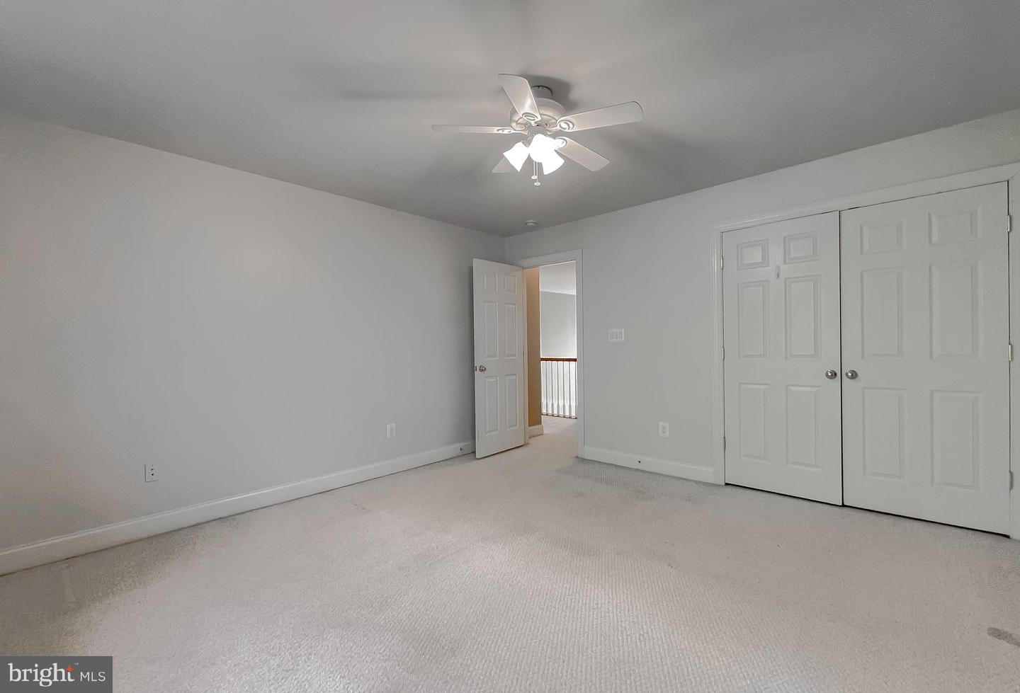 23273 Nicholson St Property Photo 39