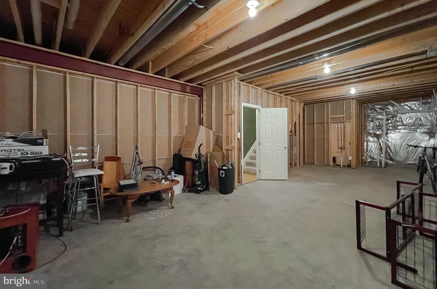 23273 Nicholson St Property Photo 48