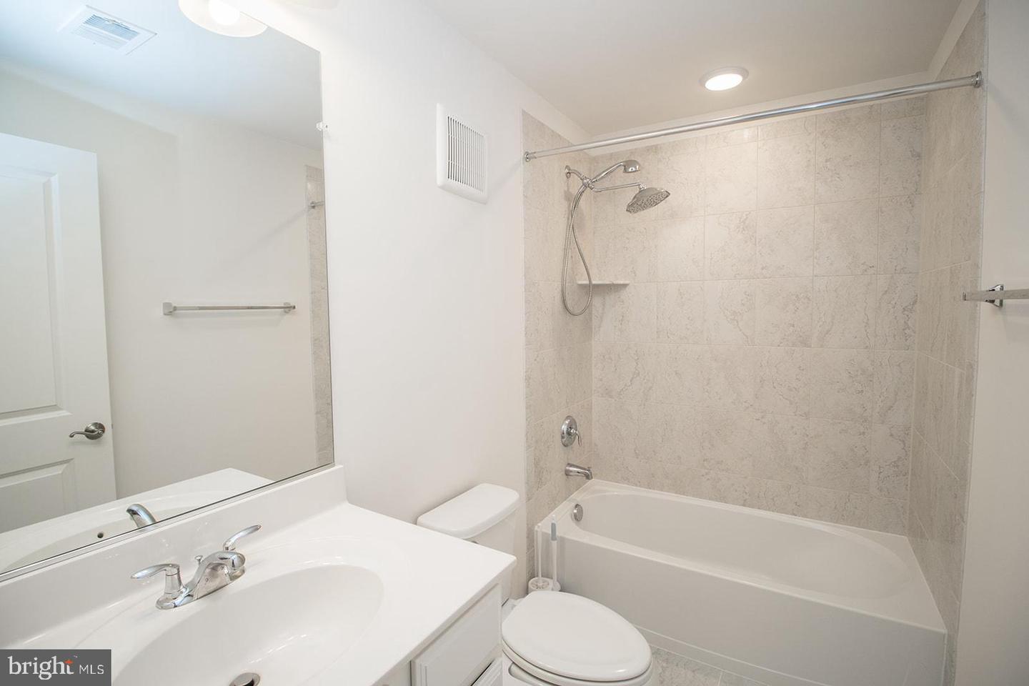 23531 Lilliflora Dr Property Photo 46