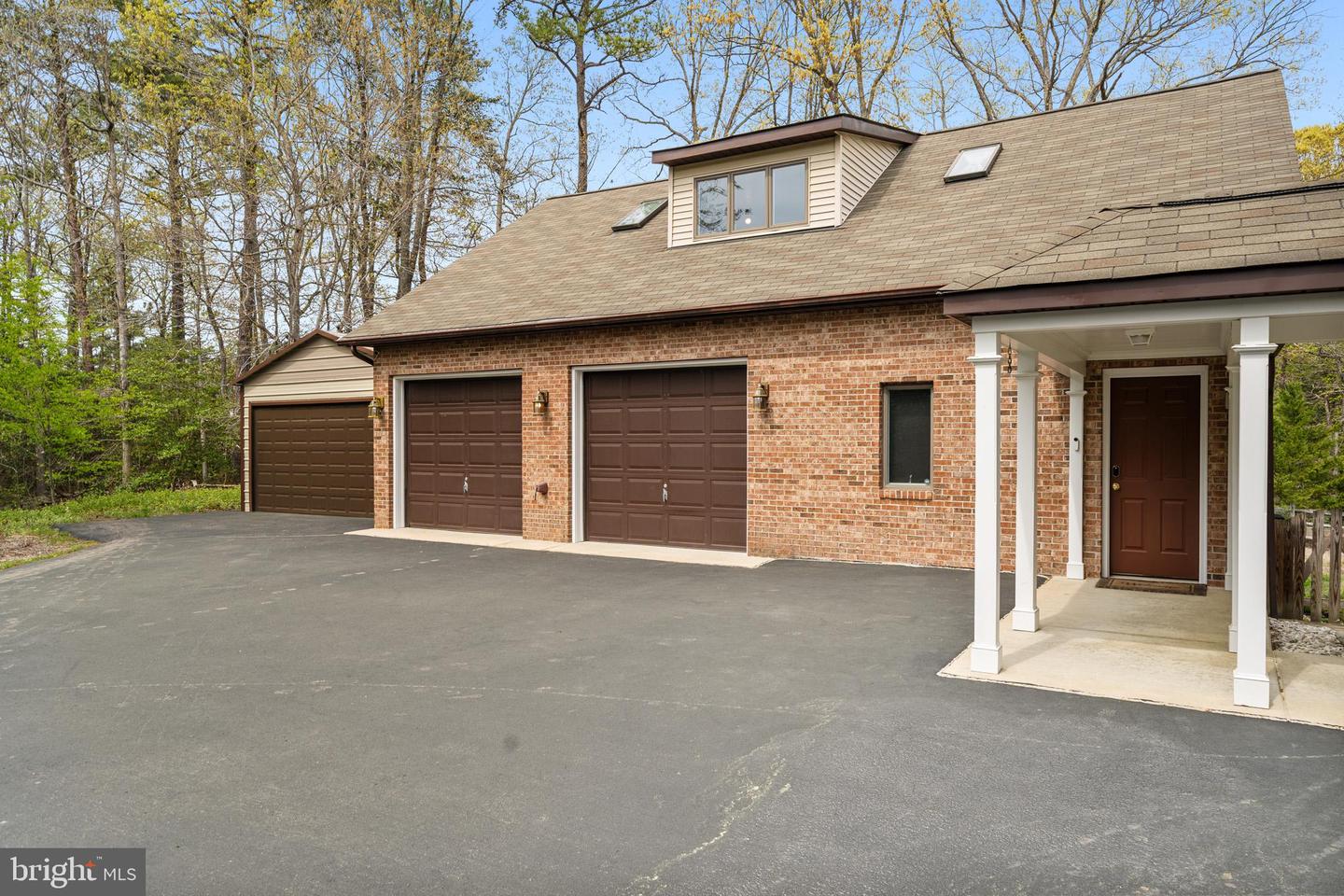 44636 Birch Way Property Photo 2