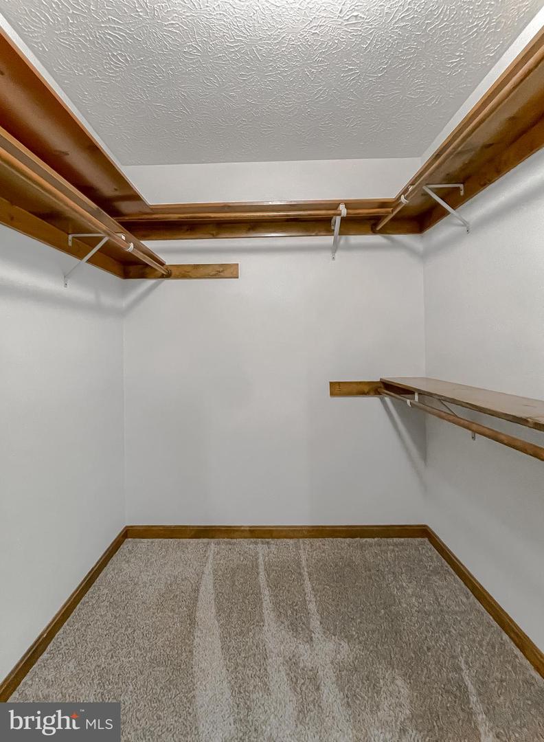23240 Rosewood Ct #5 Property Photo 6