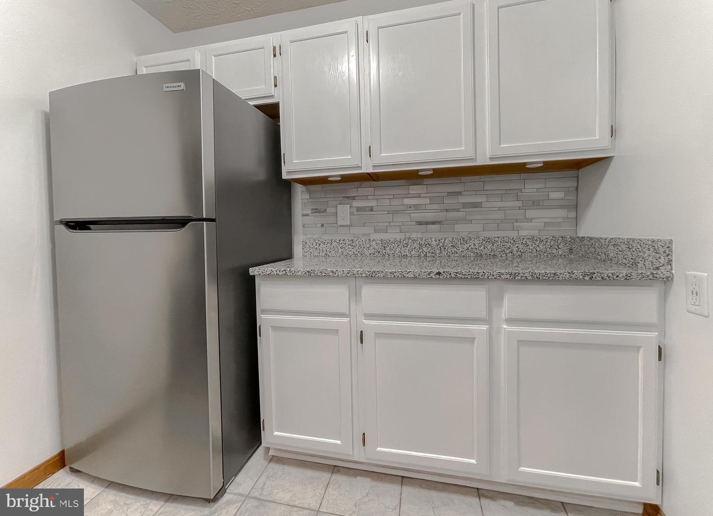 23240 Rosewood Ct #5 Property Photo 13