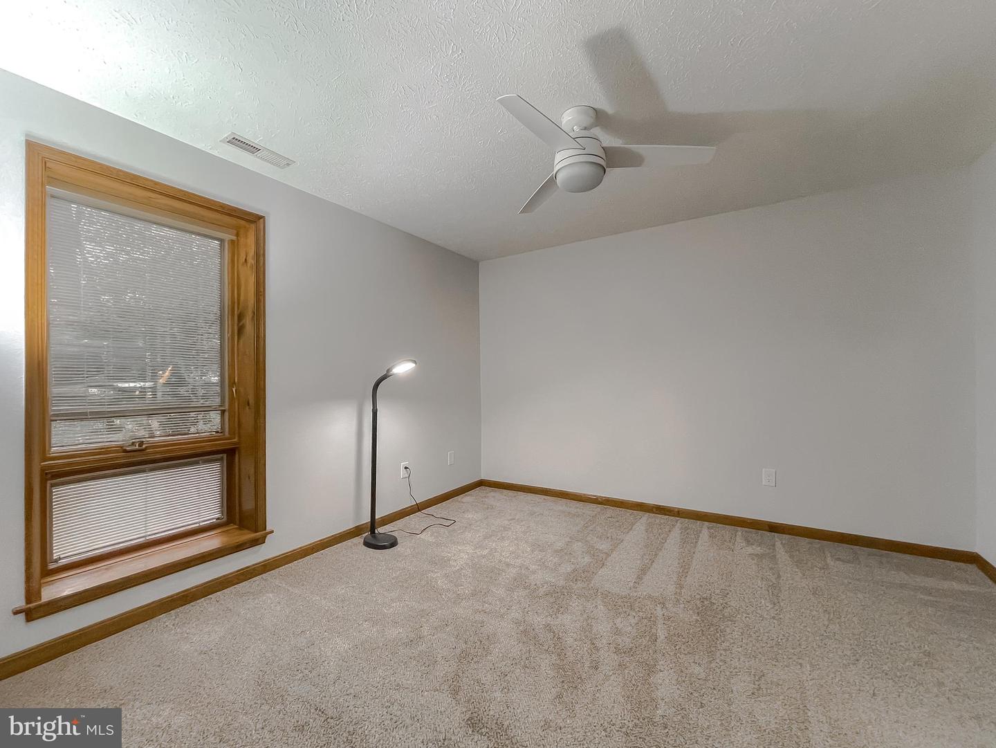 23240 Rosewood Ct #5 Property Photo 19