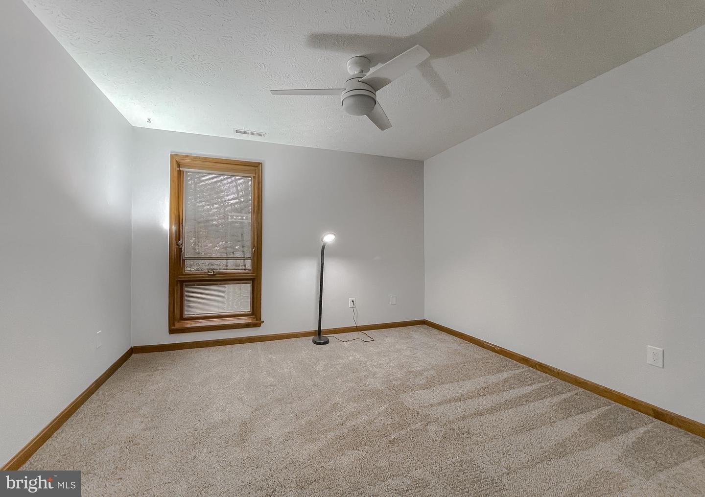 23240 Rosewood Ct #5 Property Photo 25