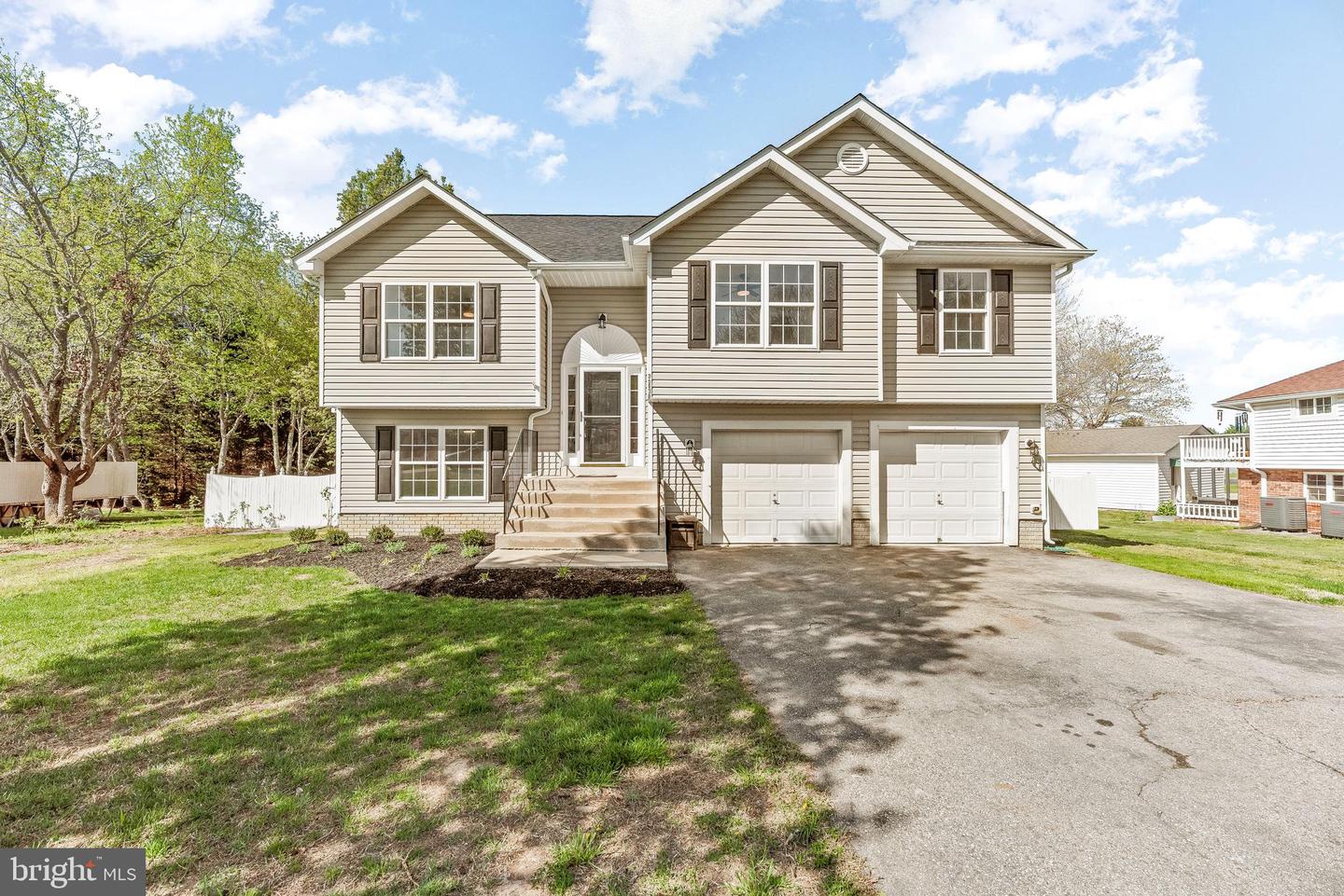35630 Aviation Yacht Club Rd Property Photo 1