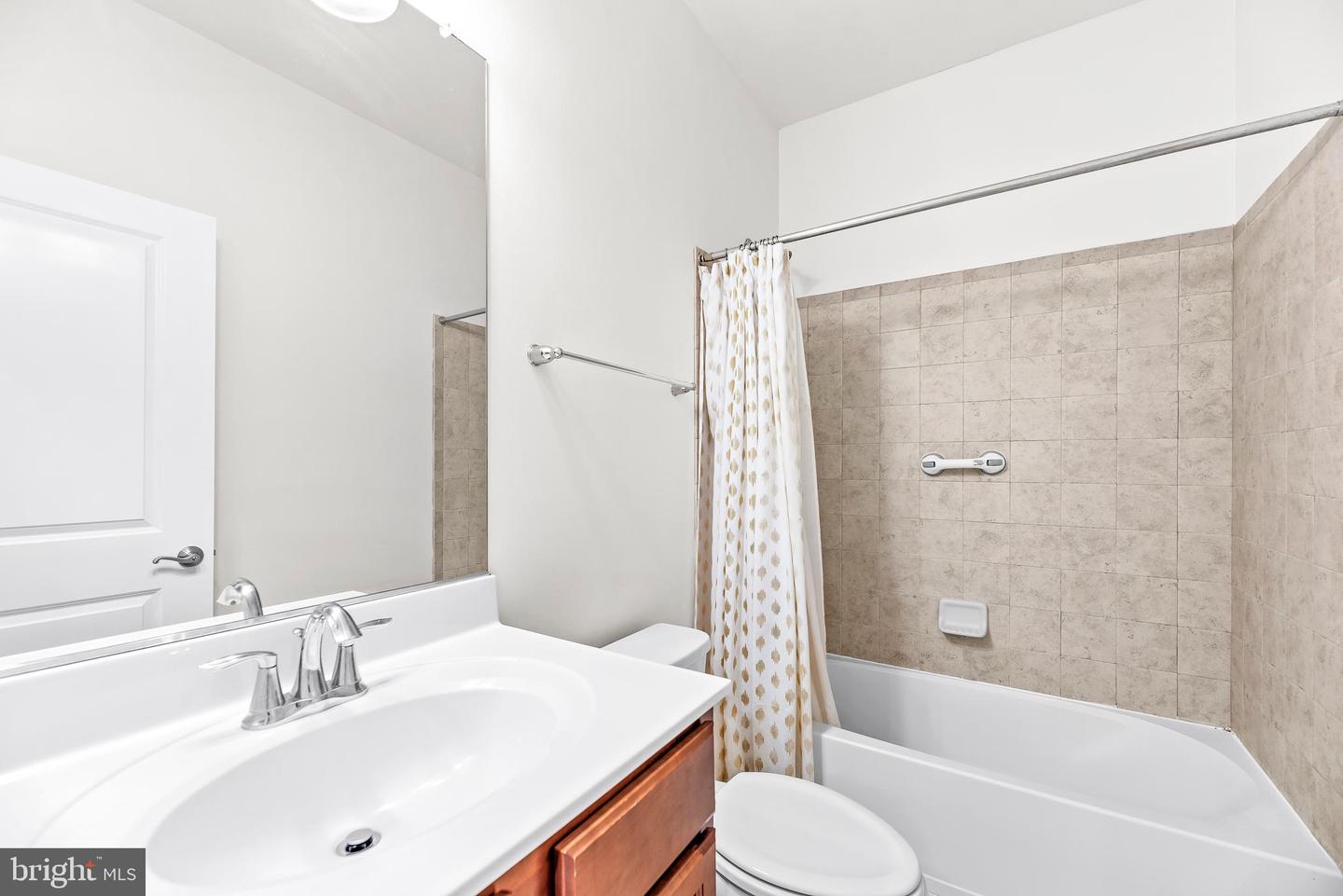 20833 Nick St Property Photo 7