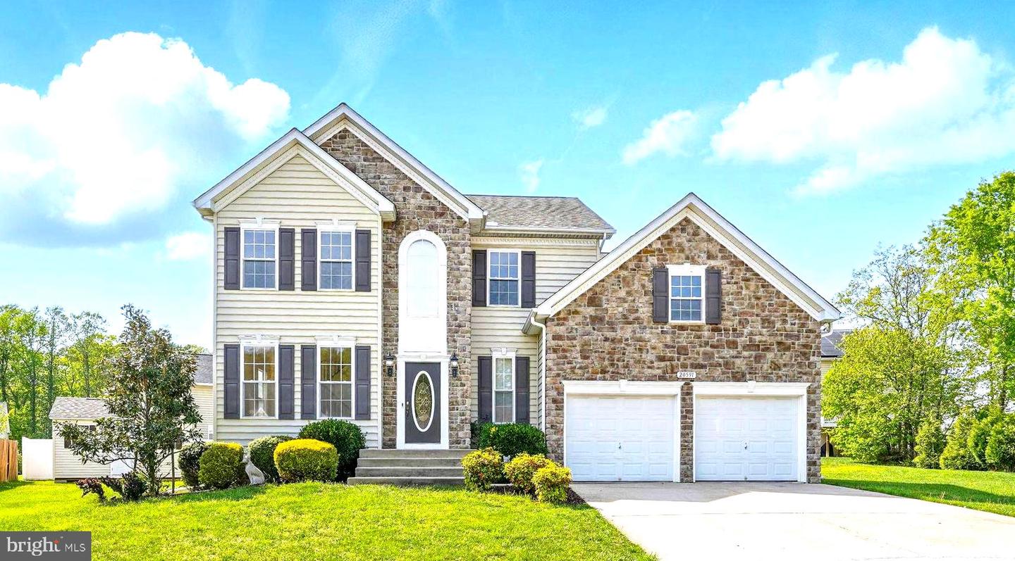 20591 Carmarthen Dr Property Photo 1