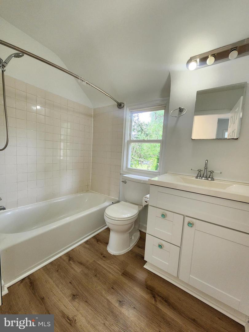 21713 Cabot Pl Property Photo 14