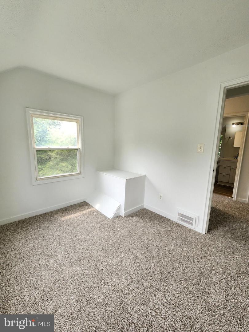 21713 Cabot Pl Property Photo 19