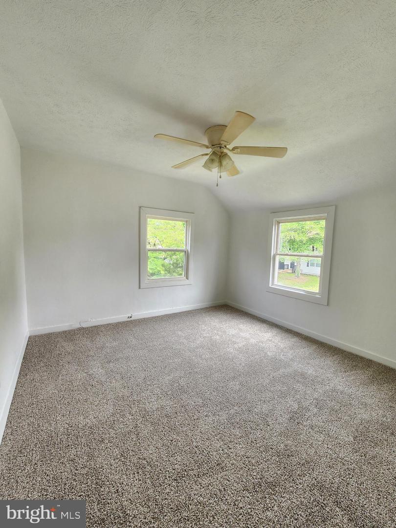21713 Cabot Pl Property Photo 20