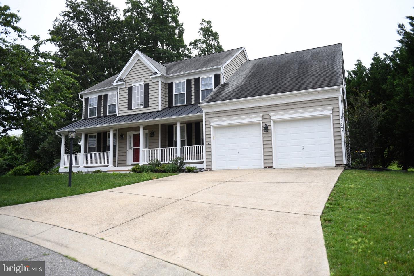 41997 LOKER CT