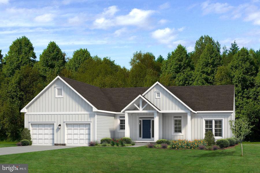 46213 Stasha Property Photo 1