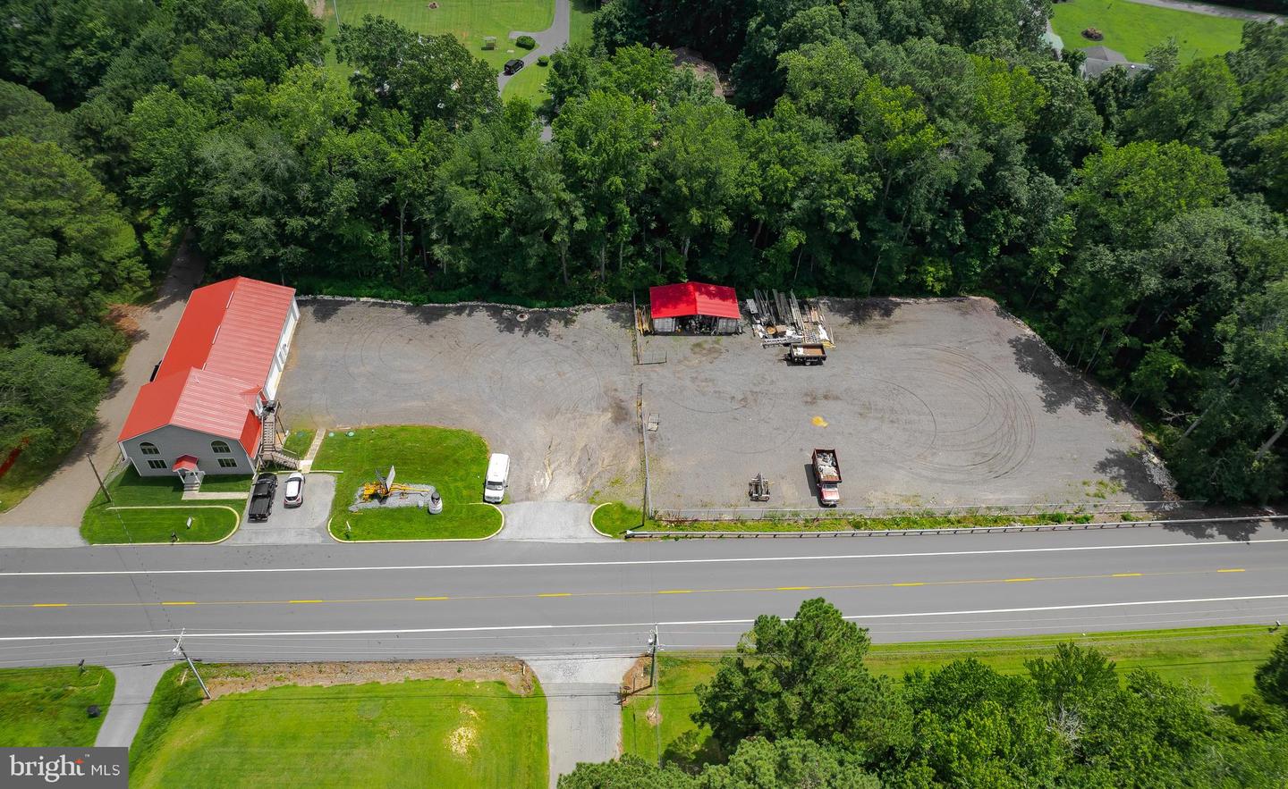 24380 Hollywood Property Photo 1